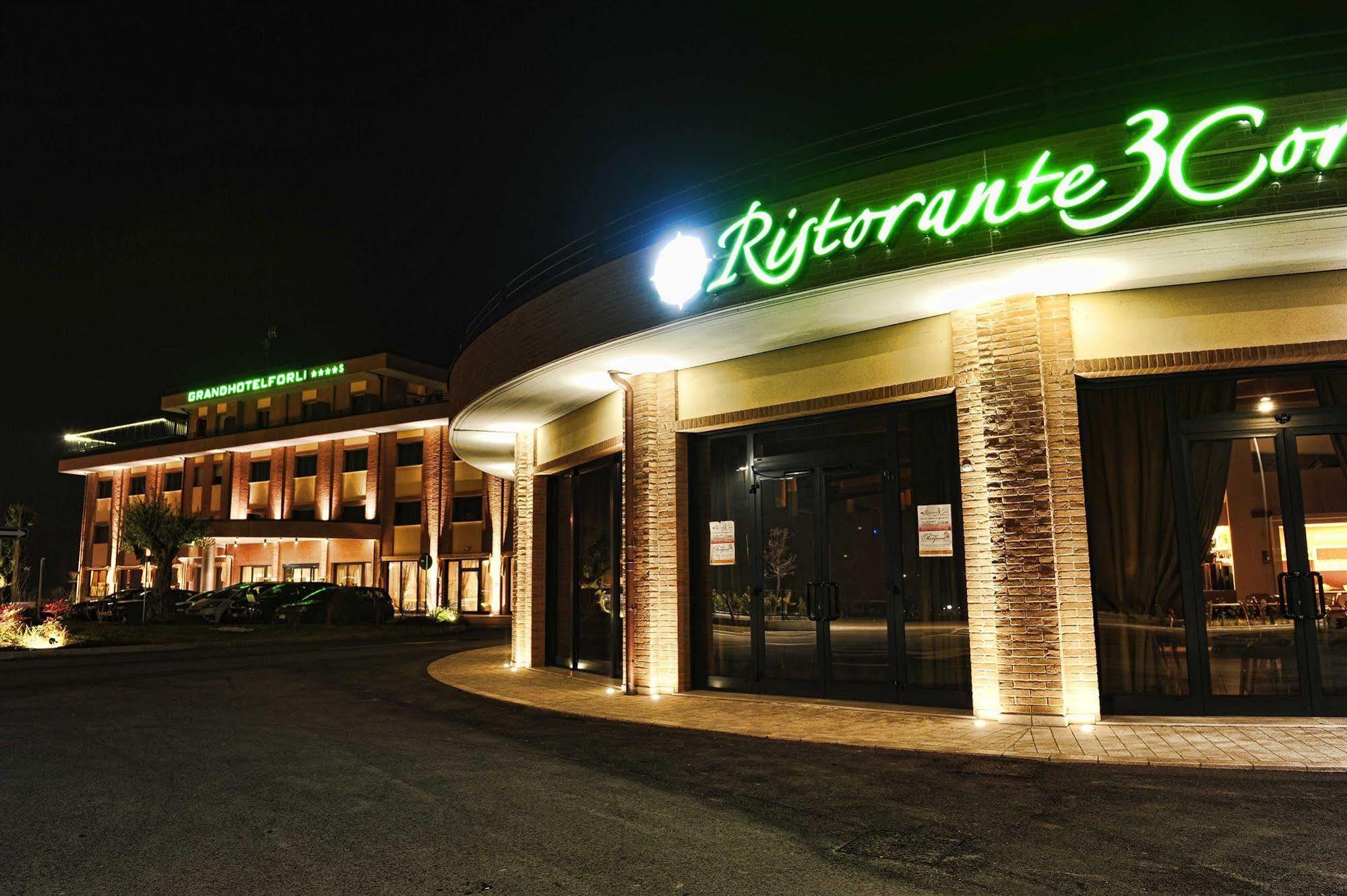 Grand Hotel Forlì Exterior foto